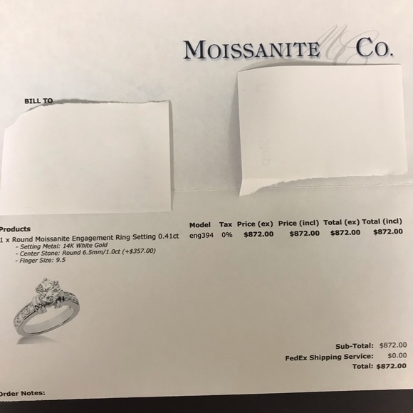 Moissanite engagement ring - Picture 3 of 3
